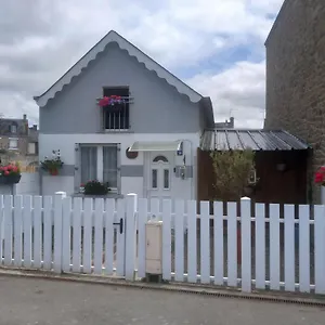 Gite The Georgette House , Pontorson Francia